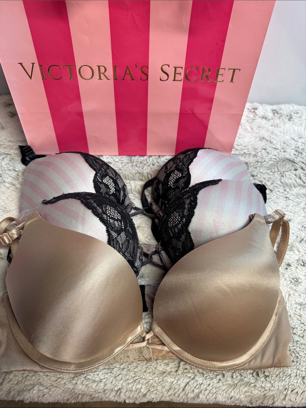 Victoria's Secret Satin Push-Up Bra Duo - Champagne & Pink/Black Lace